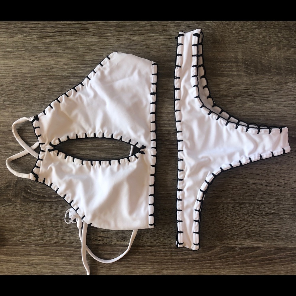 Bikini Set - image 1
